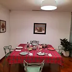 Stanza Nr 4 In Appartamento Incantevole In Zona Solari